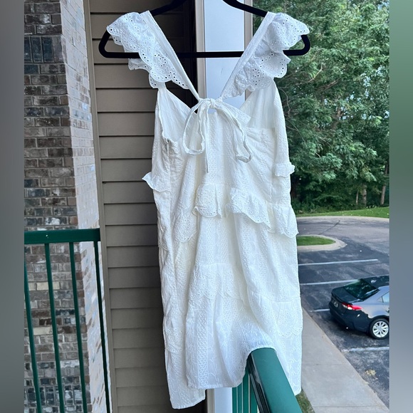 🆕Allison New York White Eyelet Cotton Ruffle Mini Dress Size S Tie Back Summer - Picture 4 of 13
